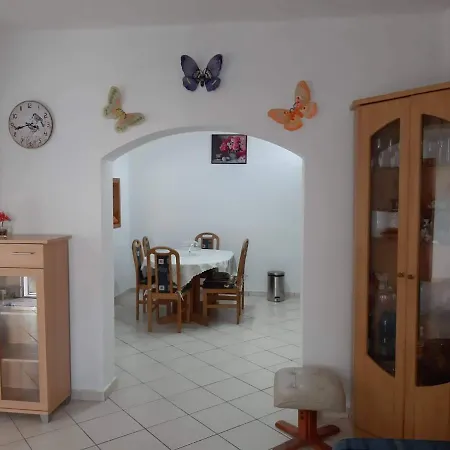 Alexandros Cosy House For Family Vacation