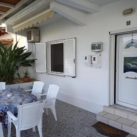 アパート Alexandros Cosy House For Family Vacation *