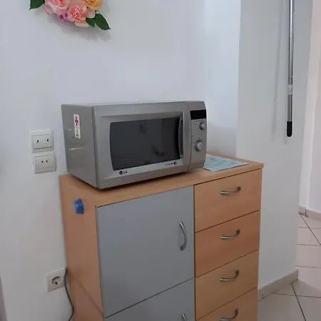 Alexandros Cosy House For Family Vacation アパート *
